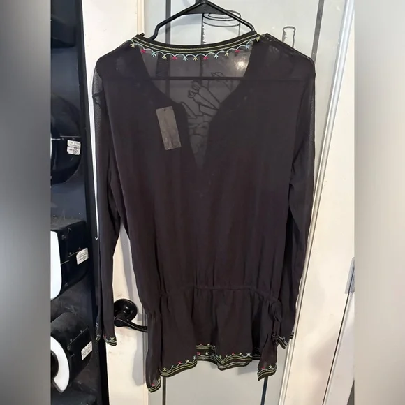 🤎 New York & Company Embroidered Top | Size XL | NWT - Picture 2 of 5